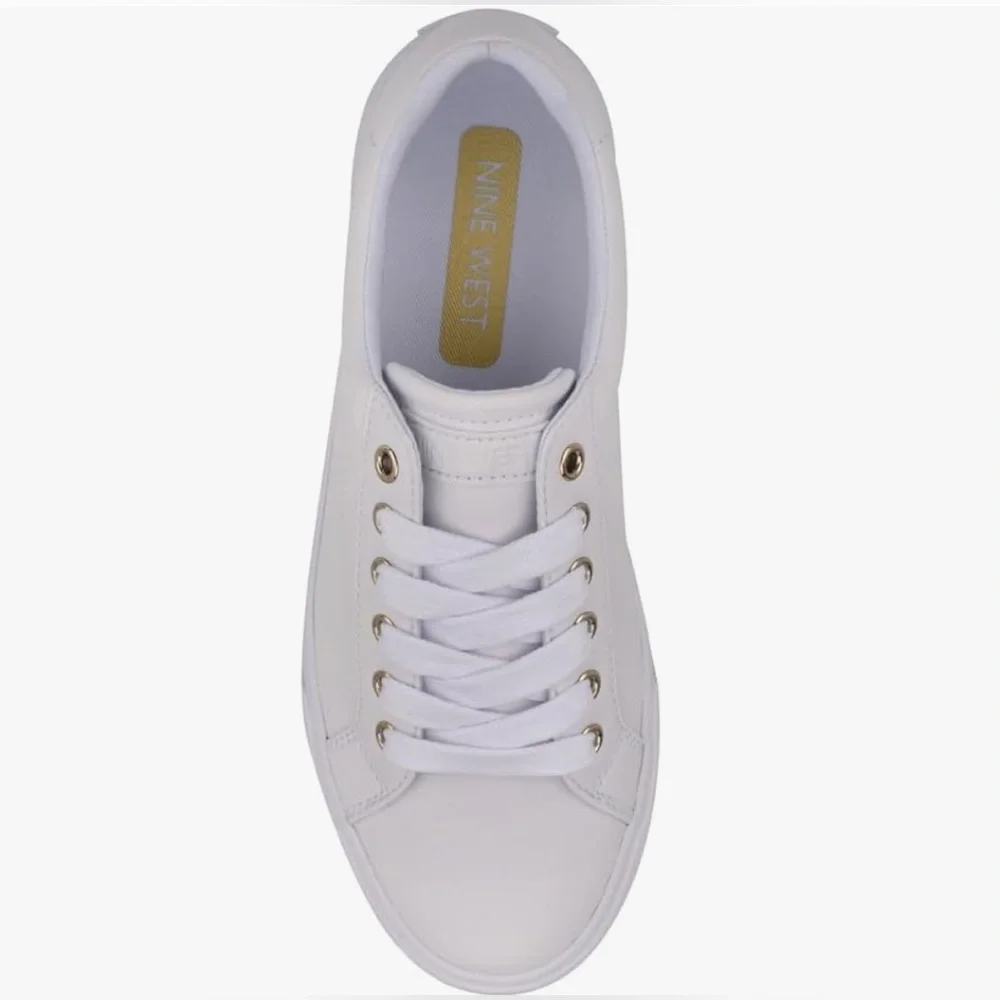 NWT! Nine West Women’s White Layna Sneaker - Size:10